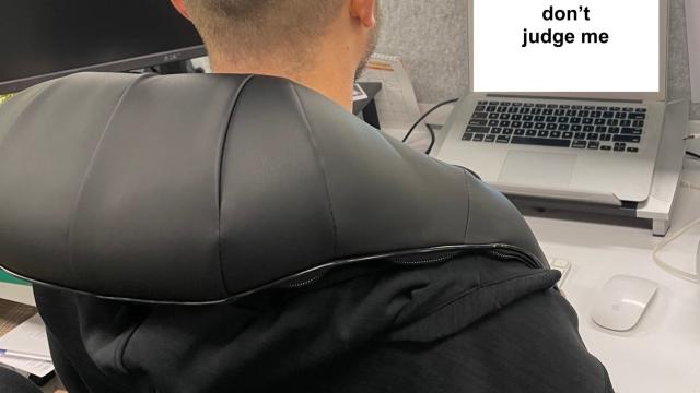 This $60 Shiatsu Device Fills the Massage Therapist-Shaped Hole in My Life