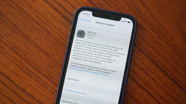 Apple’s iOS 14.5 Update With a Masked Unlock Feature Is Here