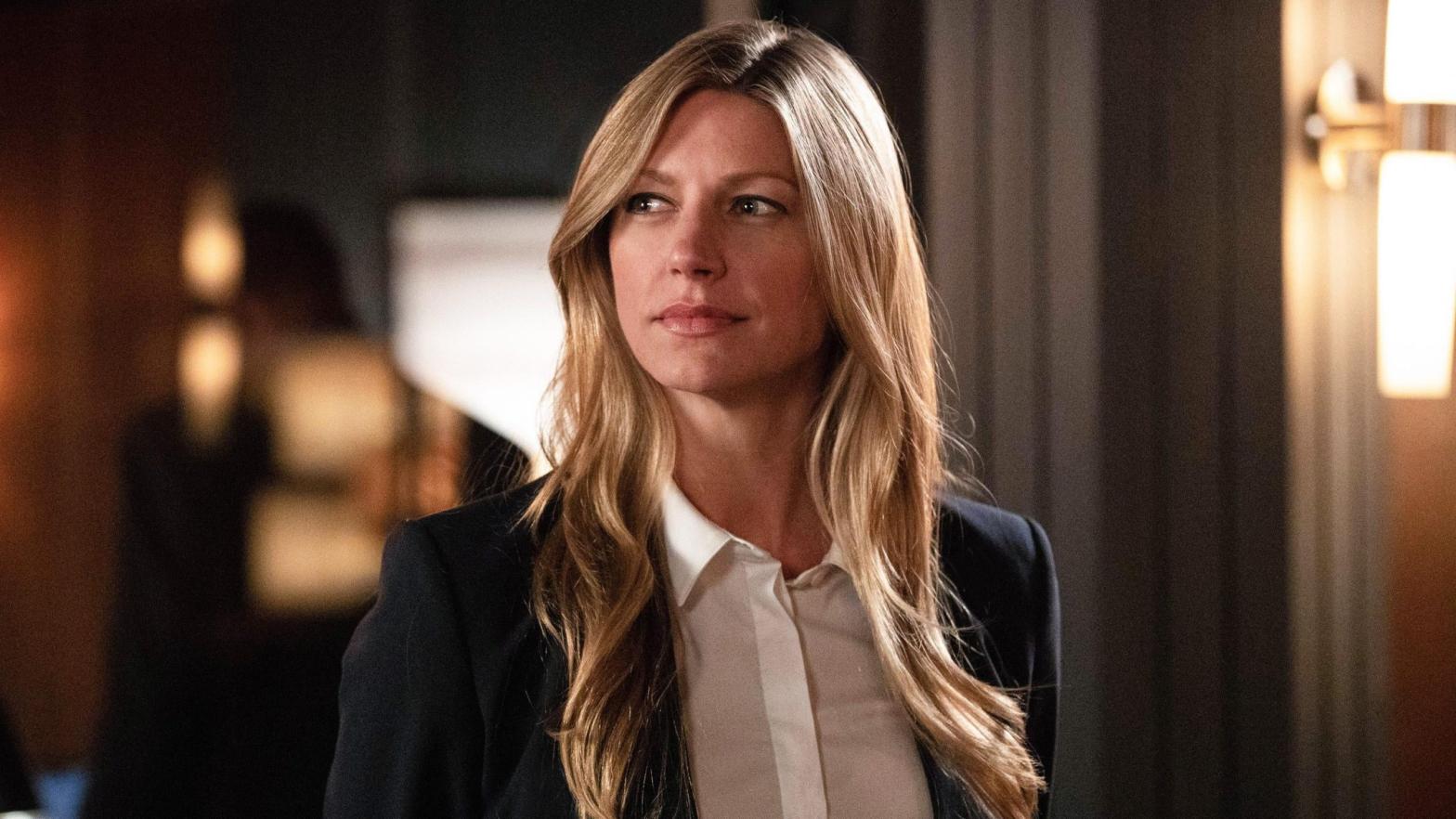 Jes Macallan as Ava Sharpe  (Image: The CW Network)