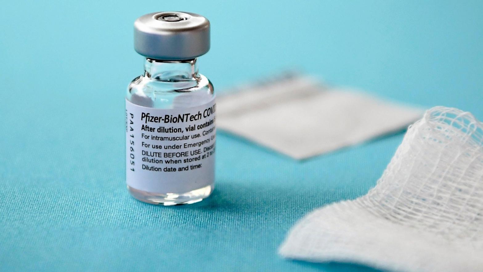 A vial of the Pfizer/BioNTech vaccine (Photo: Jessica Hill, AP)
