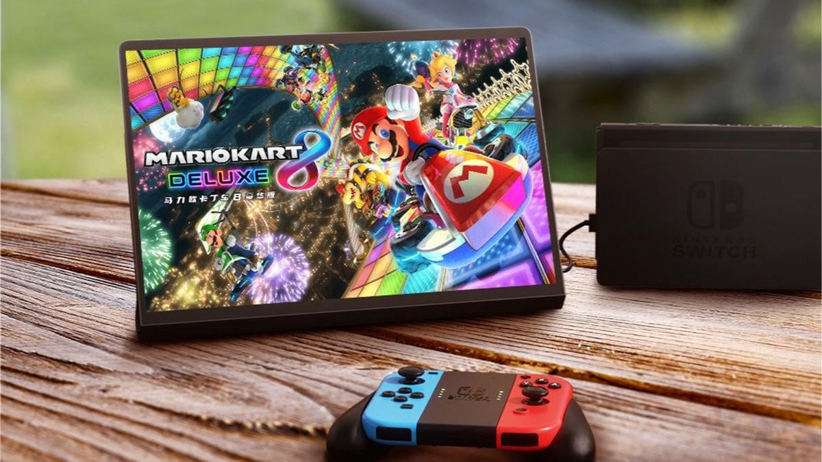 It's-a Lenovo tablet playing Mario Kart from a Nintendo Switch. (Image: Lenovo via Weibo)