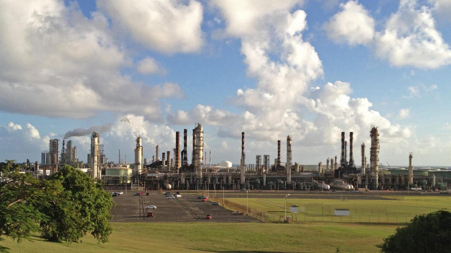 The Limetree Bay plant, pictured in 2011.  (Photo: Jason Bronis, AP)