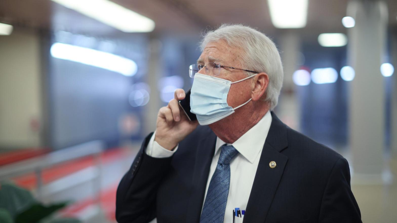 Sen. Roger Wicker (R-MS) arrives at the U.S. Capitol on February 11, 2021 in Washington, DC.  (Photo: Chip Somodevilla, Getty Images)