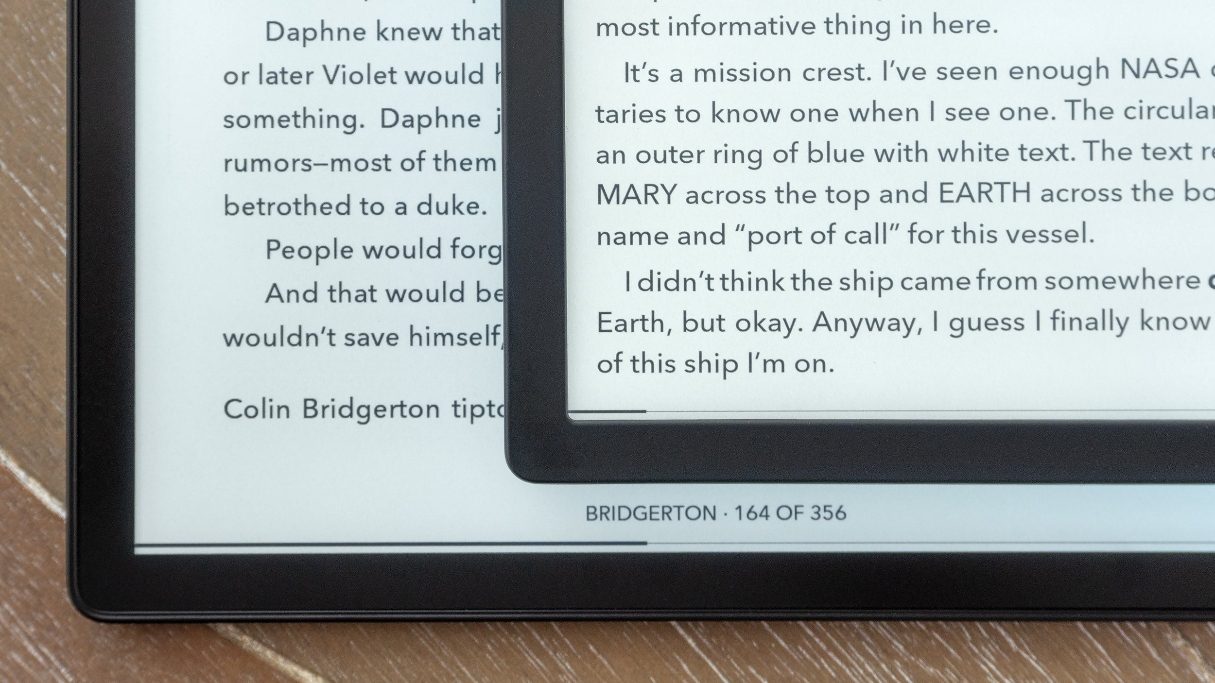 The Kobo Forma offers slightly higher screen resolution than the Kobo Elipsa, but the difference is negligible. (Photo: Andrew Liszewski/Gizmodo)
