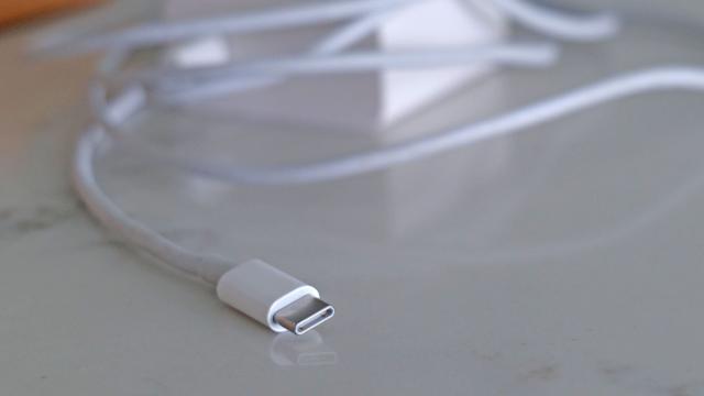USB Power Delivery’s Big Upgrade Gets Us Closer to One Cable to Rule Them All