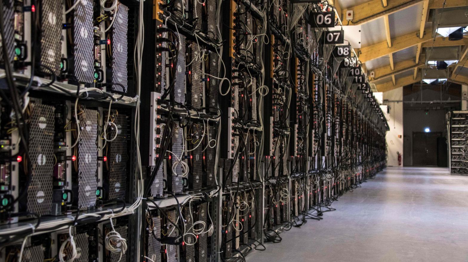 A bitcoin mining rig, not the bitcoin mining rig in question. (Photo: Halldor Kolbeins, Getty Images)