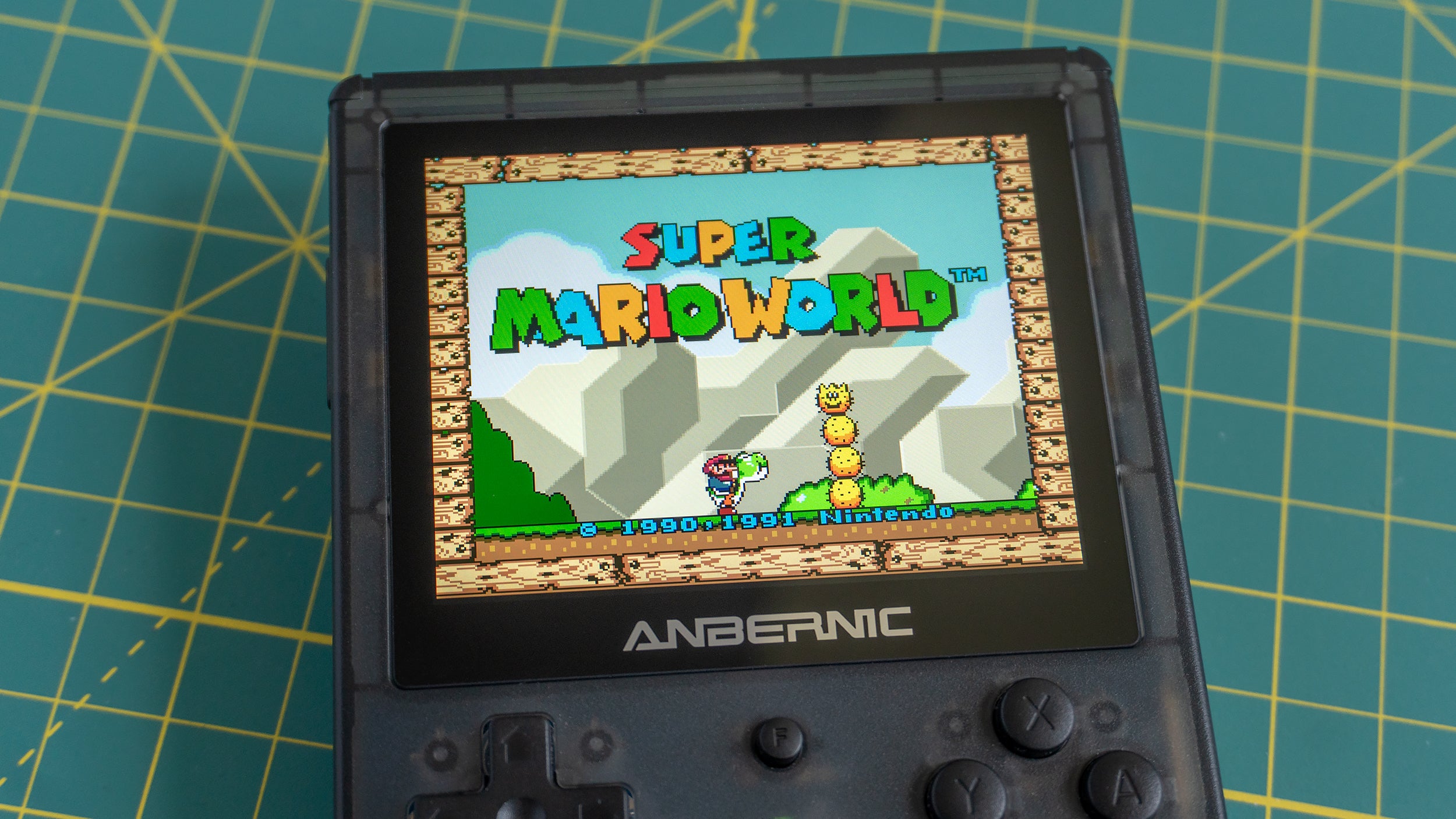 Although at 3.5-inches the RG351V's screen is the same you'll find on other Anbernic handhelds, it feels especially large and generous here, with a resolution of 640 x 480 that makes retro games look beautiful. (Photo: Andrew Liszewski/Gizmodo)