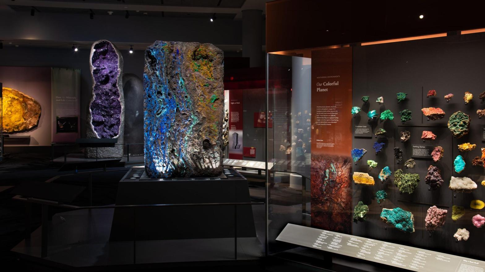The new Minerals Hall at the American Museum of Natural History (Photo: D. Finnin/©AMNH)