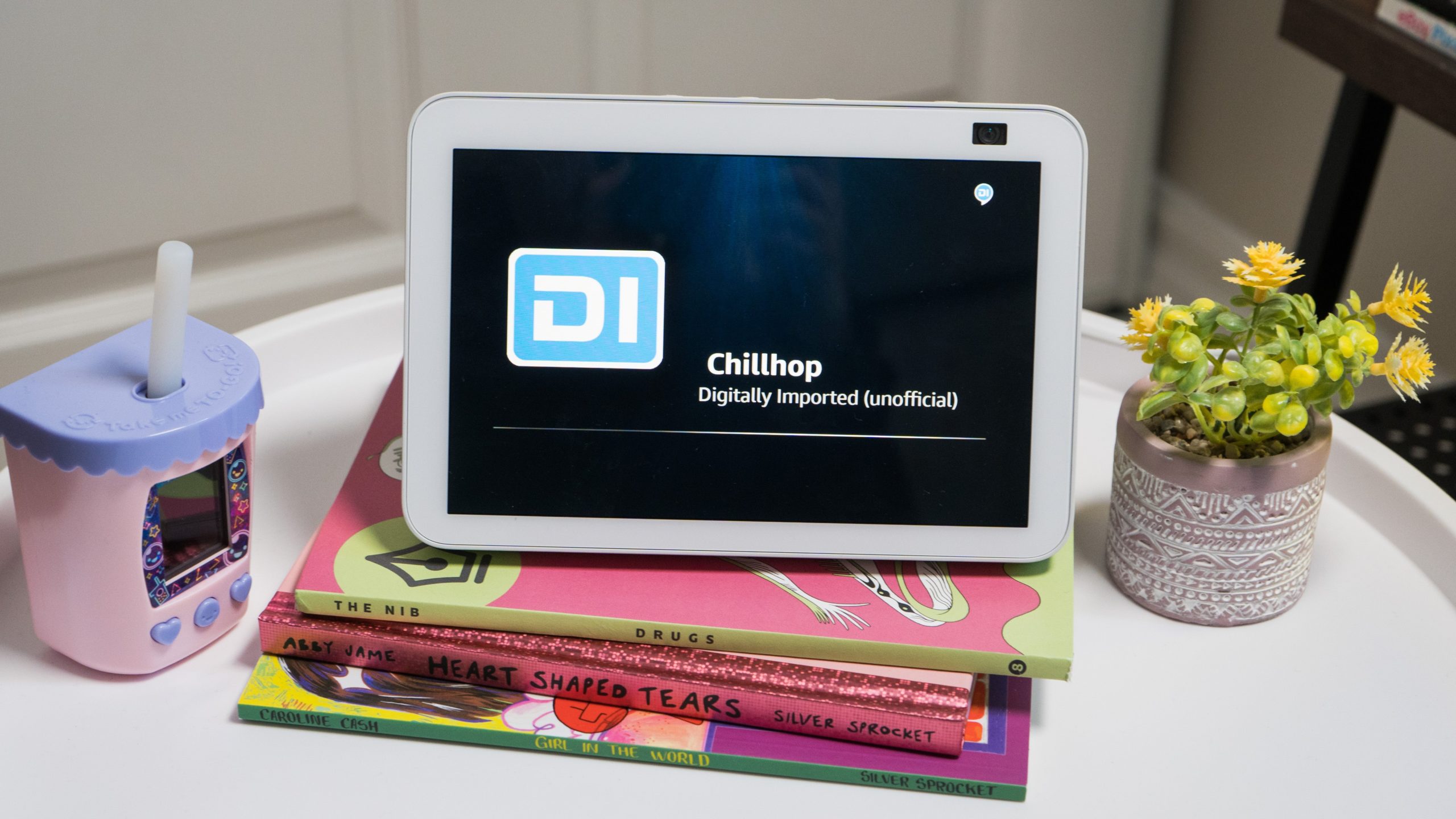 It took me a while to figure out how to cast Digitally Imported to the Echo Show 8 since it's not natively supported.  (Photo: Florence Ion/Gizmodo)