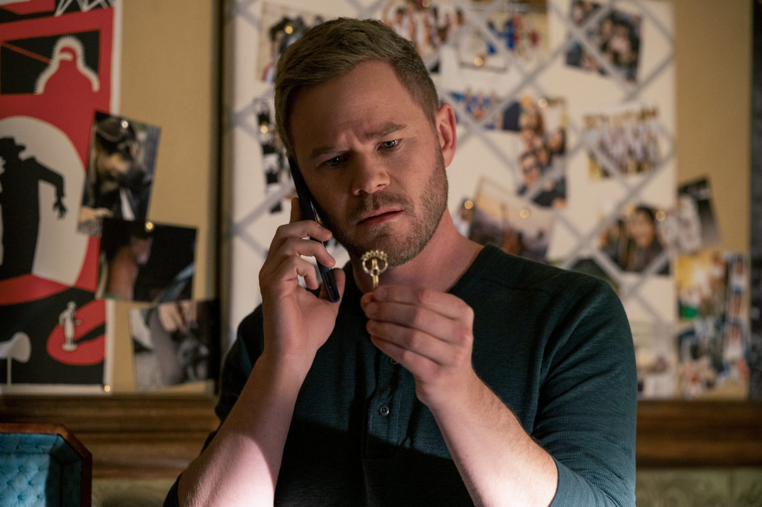 Will Duncan Locke (Aaron Ashmore) start remembering what all those keys are about? (Image: Amanda Matlovich/Netflix)