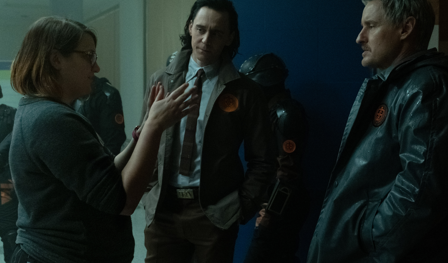 Kate Herron directing Tom Hiddleston and Owen Wilson on the set of Loki. (Image: Marvel Studios)