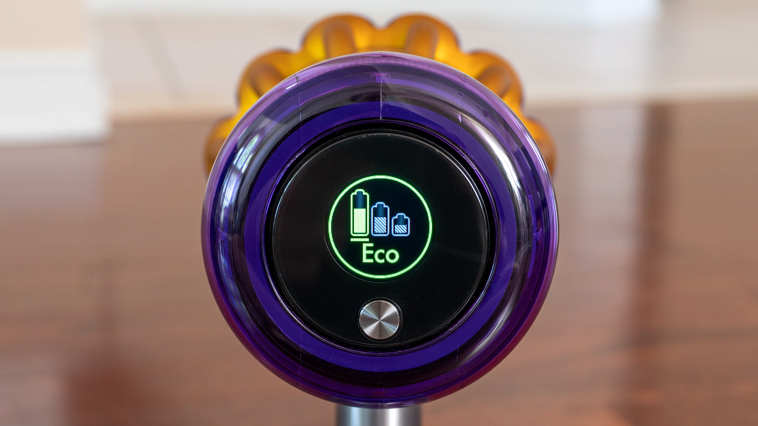 Three cleaning modes are available: Eco, Auto, and Boost for your worst messes. (Photo: Andrew Liszewski/Gizmodo)
