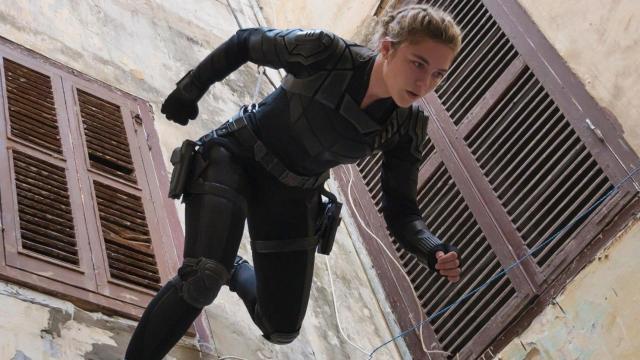 The First Black Widow Reactions Praise Florence Pugh and Massive Action