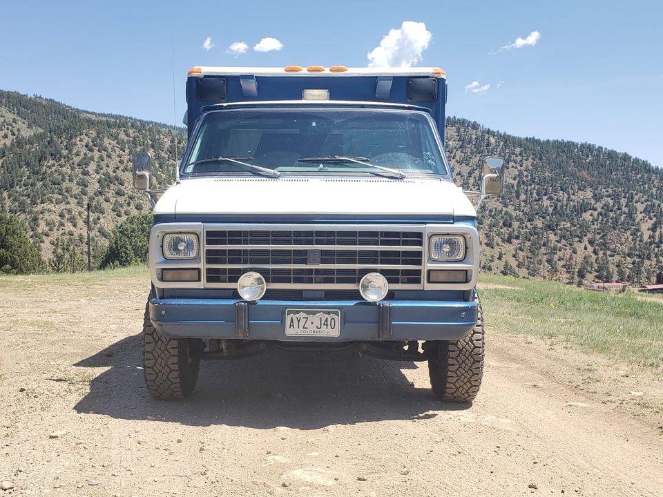 This Off-Road Chevrolet G30 Ambulance RV Conversion Has a Delightful Surprise