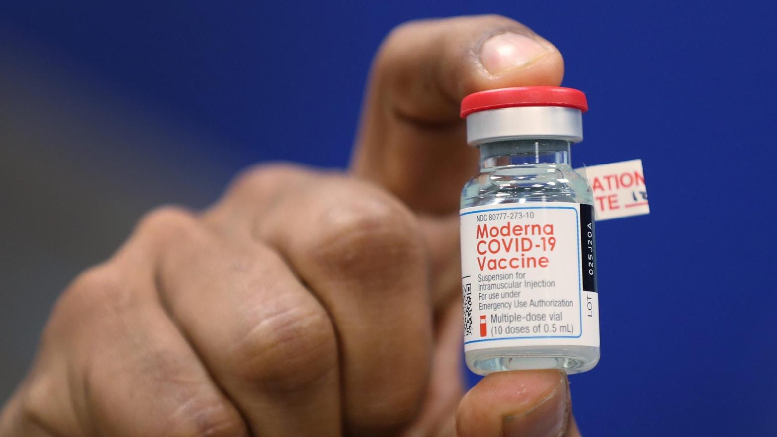A bottle of the Moderna covid-19 vaccine.  (Photo: Joe Raedle, Getty Images)