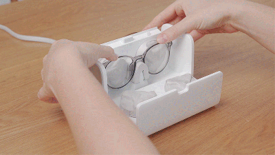There’s Now a Tiny Washing Machine to Clean Your Grease-Smeared Glasses Too