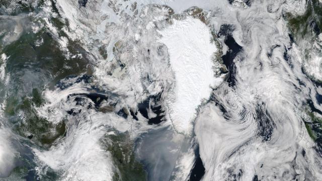 Smoke Plume From Western Wildfires Stretches 4,184 KM to Greenland