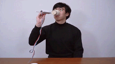 This Weight-Changing Cup Alters Your Perception of Flavour