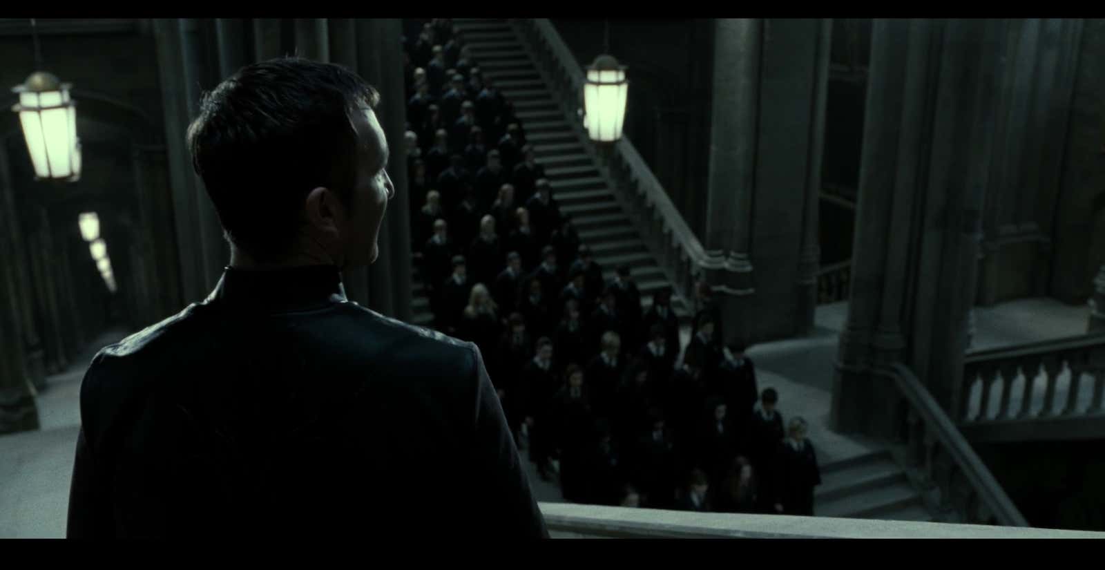 Ineson overseeing Hogwarts in Harry Potter. (Screenshot: Warner Bros.)