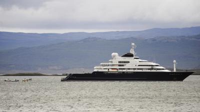 For About $1.6 Million a Week, You Can Rent Paul Allen’s Obscene Superyacht