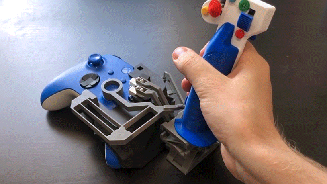 Cleverly Complex 3D-Printed Adaptor Turns an Xbox Controller Into a Flight Simulator Joystick