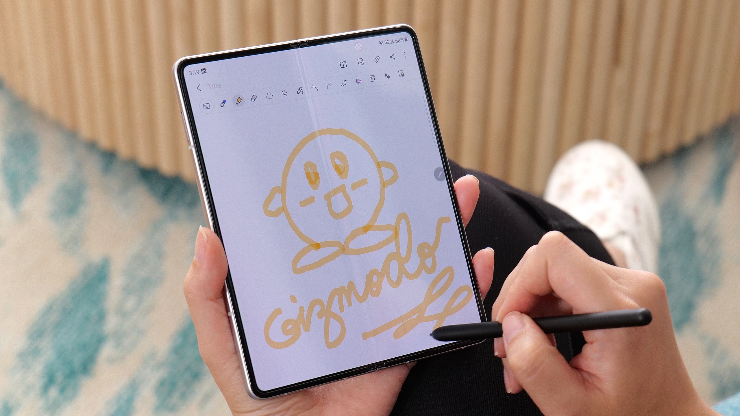 Adding stylus support to a phone with a screen this big is something a lot of people have been waiting for.  (Photo: Sam Rutherford)