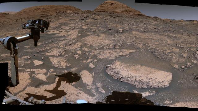 Go on a Panoramic Video Tour of Mars With the Curiosity Rover