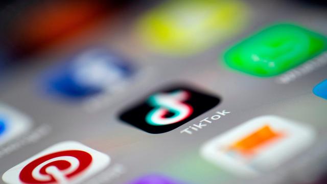 TikTok Will Now Let Me Directly Subsidise the Lives of Cool 19-Year-Olds