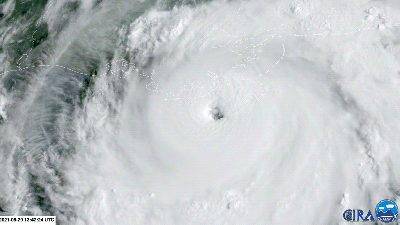 Hurricane Ida Is About to Make Landfall as a Dangerous Category 4 Storm