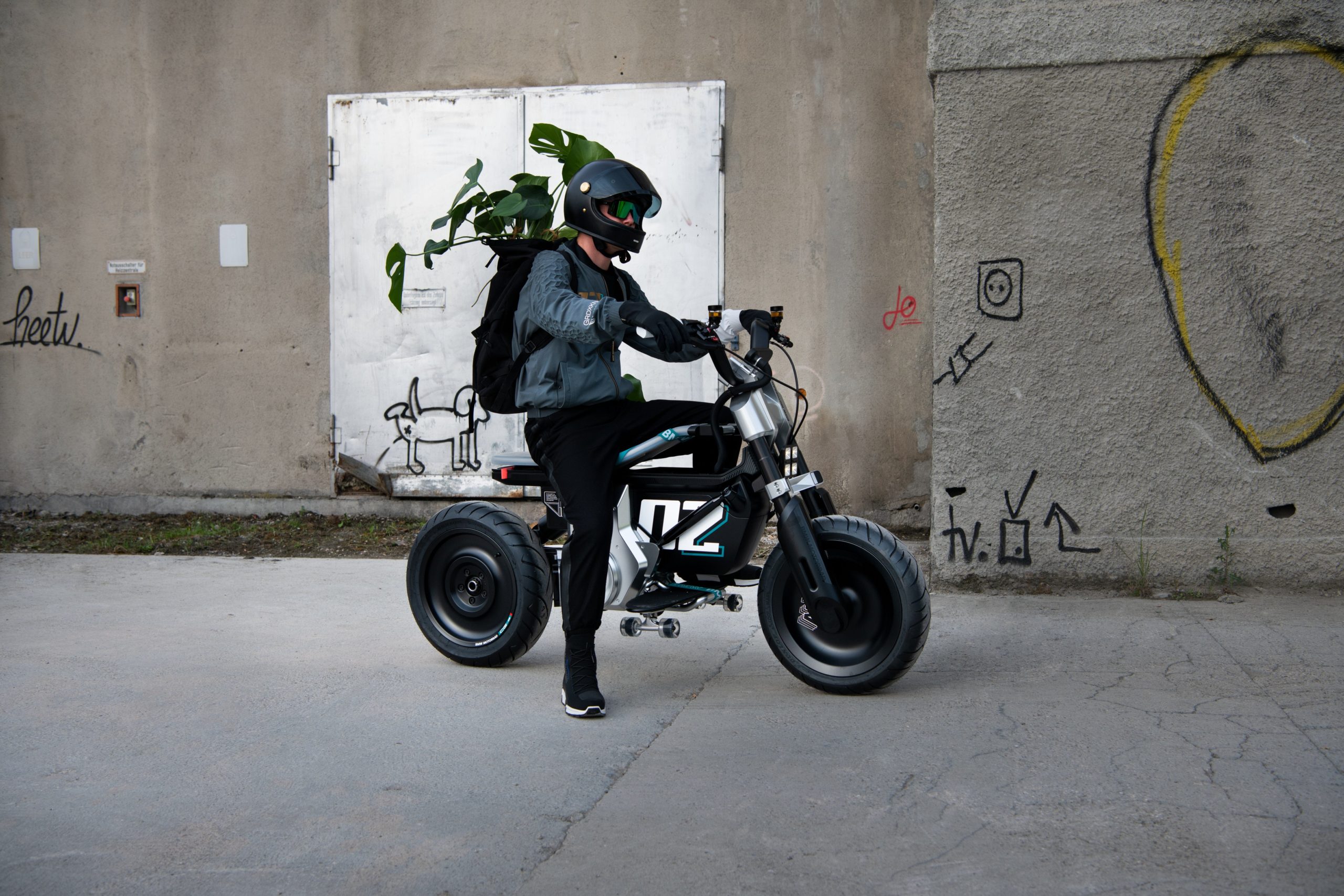 BMW Has Another Totally Awesome Electric Scooter Concept