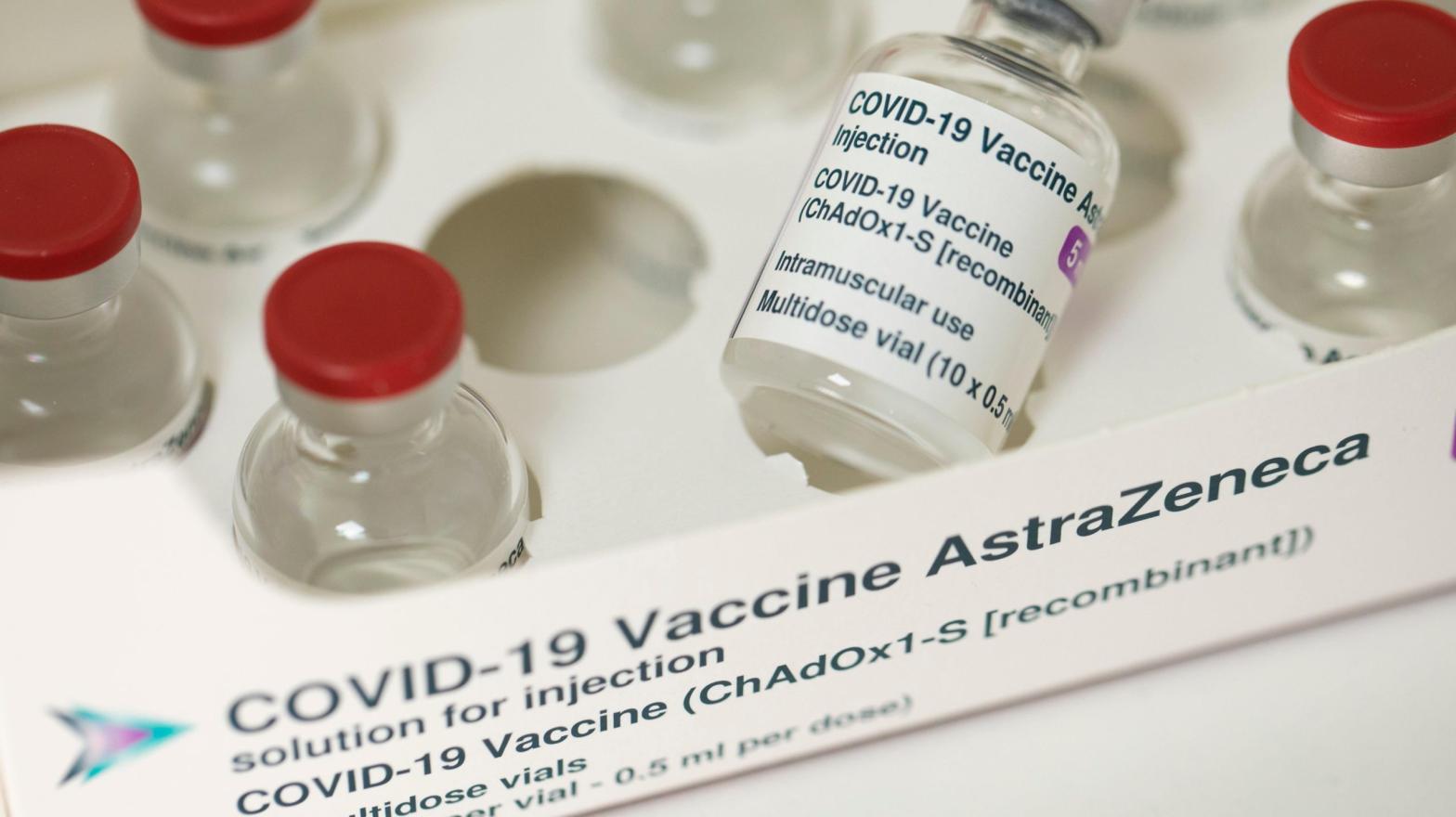 Vials of the covid-19 vaccine developed by Oxford University and AstraZeneca (Photo: Dan Kitwood, Getty Images)