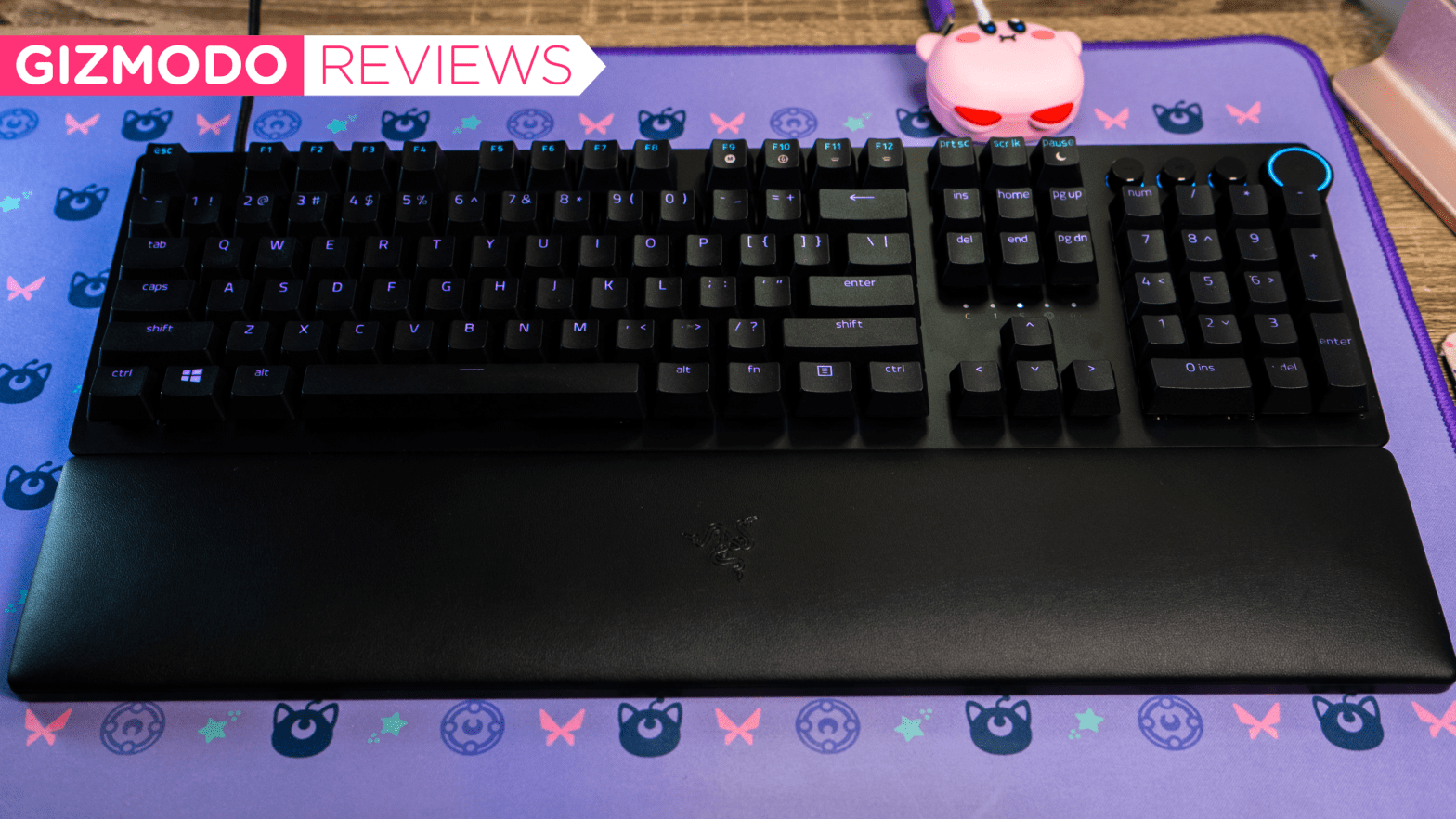 This is one of the quietest mechanical keyboards I've ever used — and it's a gaming keyboard!  (Photo: Florence Ion / Gizmodo)