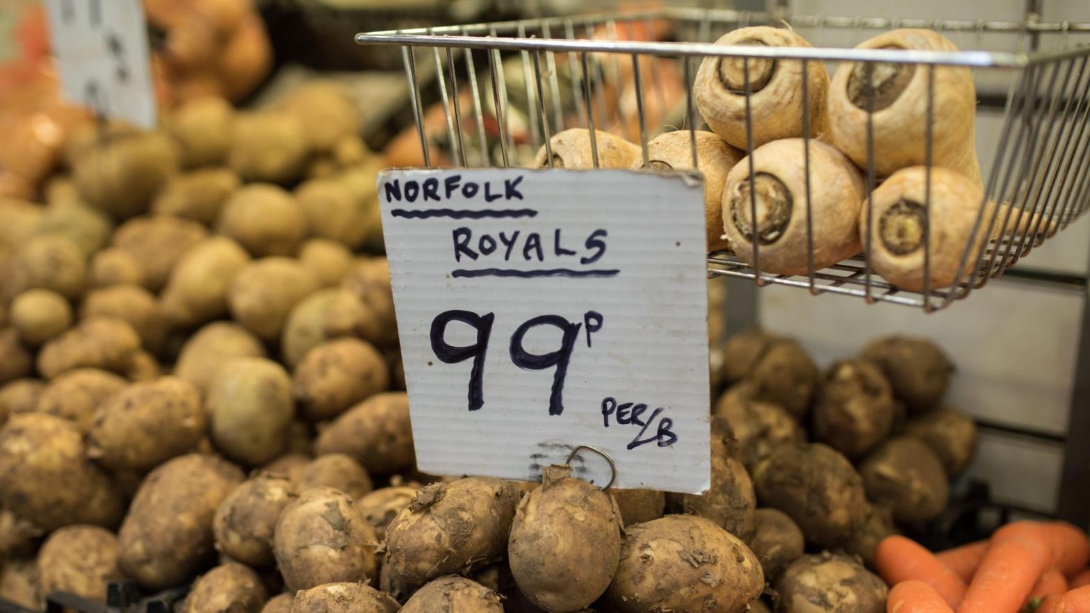 Potatoes are displayed for sale in imperial measurements in Darlington England on September 6, 2018.  (Photo: Oli Scarff/AFP, Getty Images)