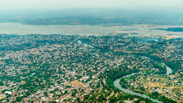 Alphabet’s Project Taara Beams Light-speed Broadband Across The Congo River
