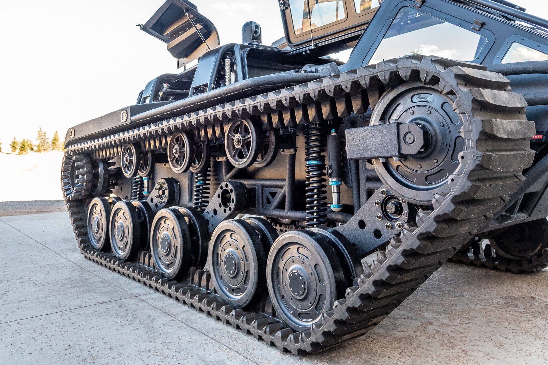 Destroy Your Foes And Everything Else In Your Path With This High-Speed Tracked Vehicle