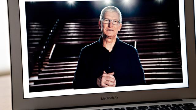 Leaked Tim Cook Memo Reportedly Asks Apple Staff Not To Leak Memos