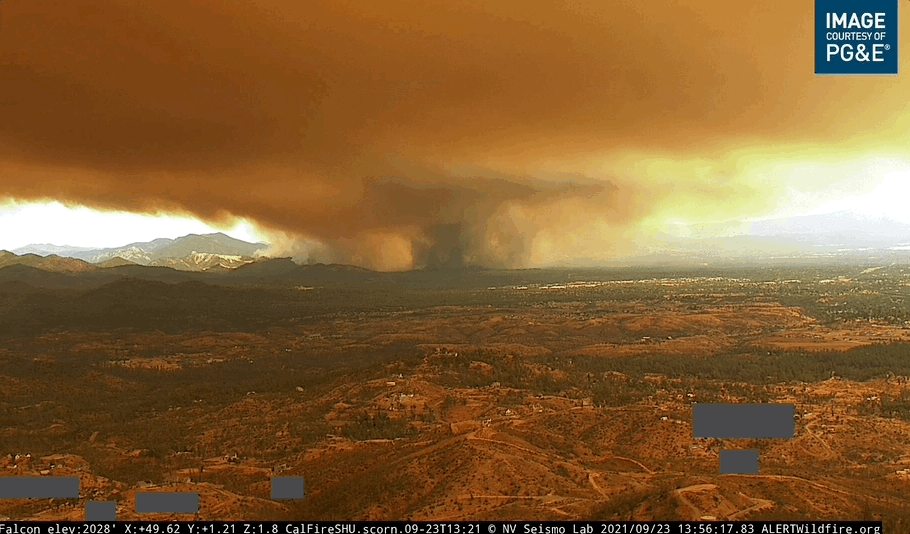 The Fawn fire in California on Thursday. (Gif: Alert Wildfire)