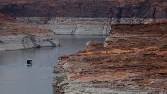 Lake Powell Is Losing So Much Water, It May Not Be Able to Generate Hydropower in 2 Years