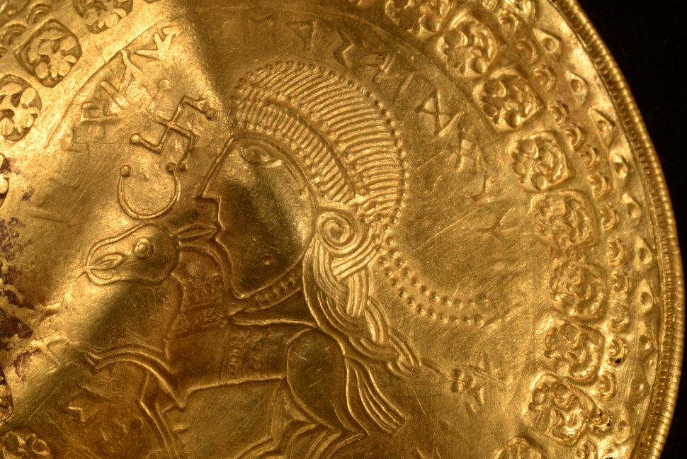 A close-up view showing a bracteate in detail.  (Image: Conservation Centre Vejle)