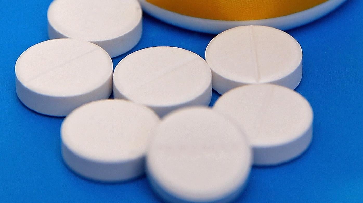 Tablets of acetaminophen. The drug is called paracetamol in most parts of the world. (Photo: Scott Barbour, Getty Images)