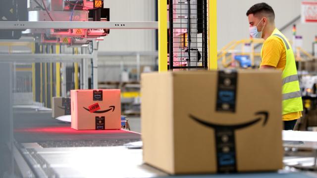 Amazon Wants 1,000 Aussies to Help With Christmas Rush