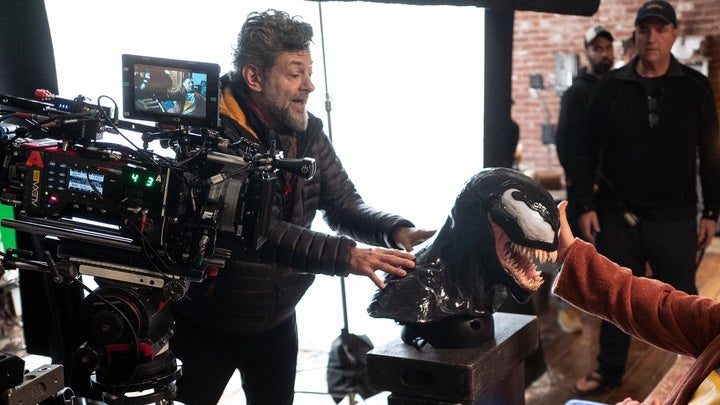 Andy Serkis directing Tom Hardy, and Venom, in Venom: Let There Be Carnage. (Image: Sony Pictures)