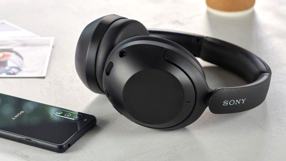 The new Sony WH-XB910N over-ear wireless headphones are reminiscent of the company's WH-1000XM4, but don't offer as impressive an active noise cancelling experience. (Image: Sony)