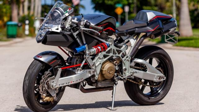 This Futuristic Motorcycle Is The Superbike Of Your Sci-Fi Dreams
