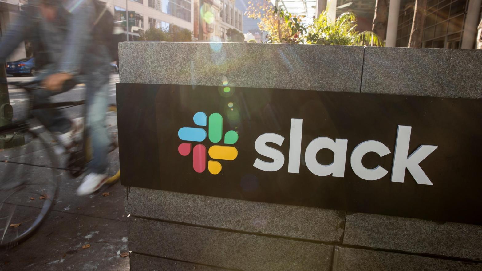 The Slack logo appears outside its headquarters on December 1, 2020 in San Francisco, California. (Photo: Stephen Lam, Getty Images)