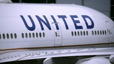 United Airlines Will Let iPhone Users Show Proof of Vaccination in the Apple Health App