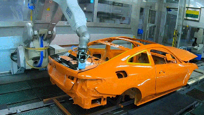 BMW’s New Factory Robots Can Paint Complex Designs on Cars Without Any Time-Consuming Masking