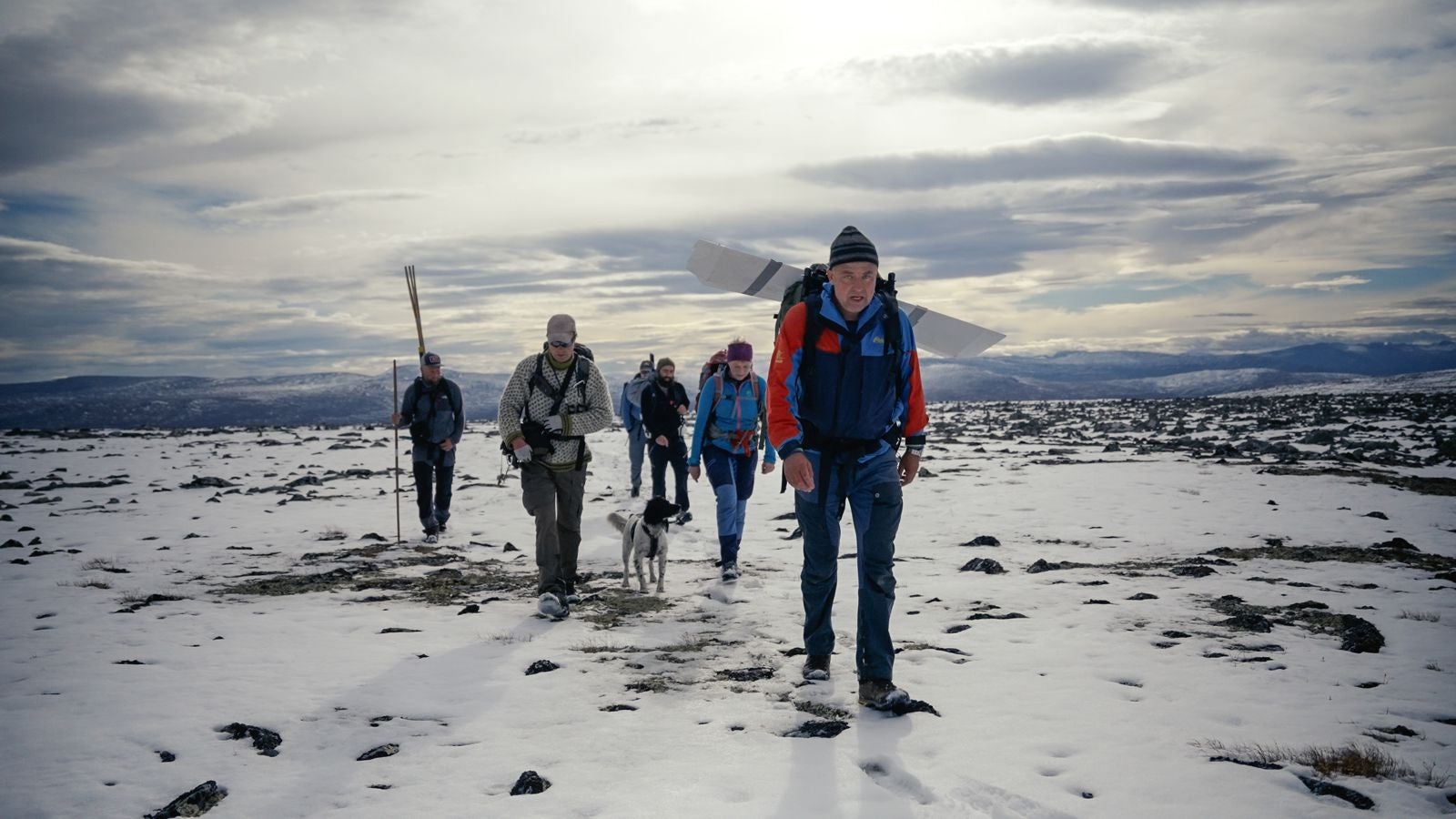 The team on their way to the Digervarden ice patch. (Image: Andreas Christoffer Nilsson, secretsoftheice.com.)
