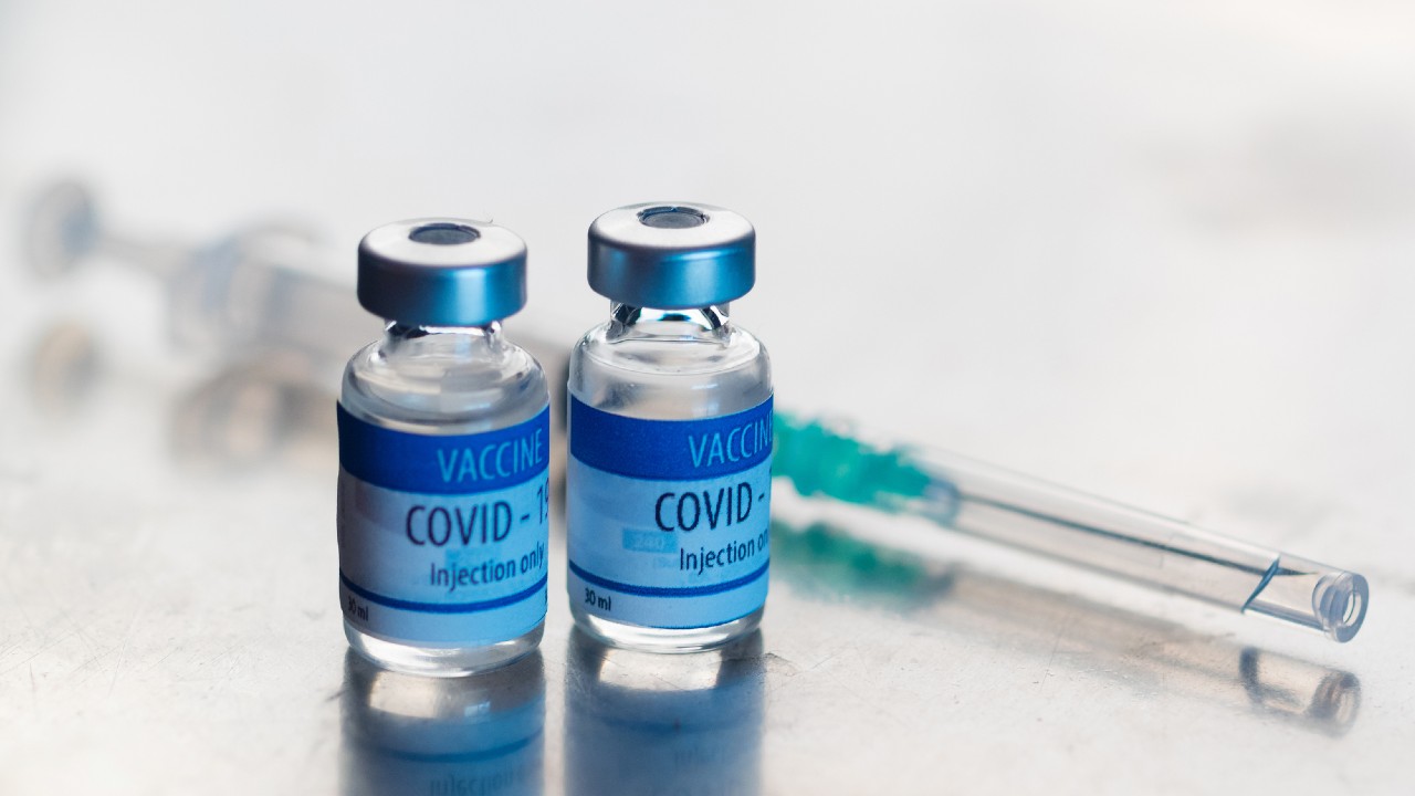 covid-19 vaccine third dose australia