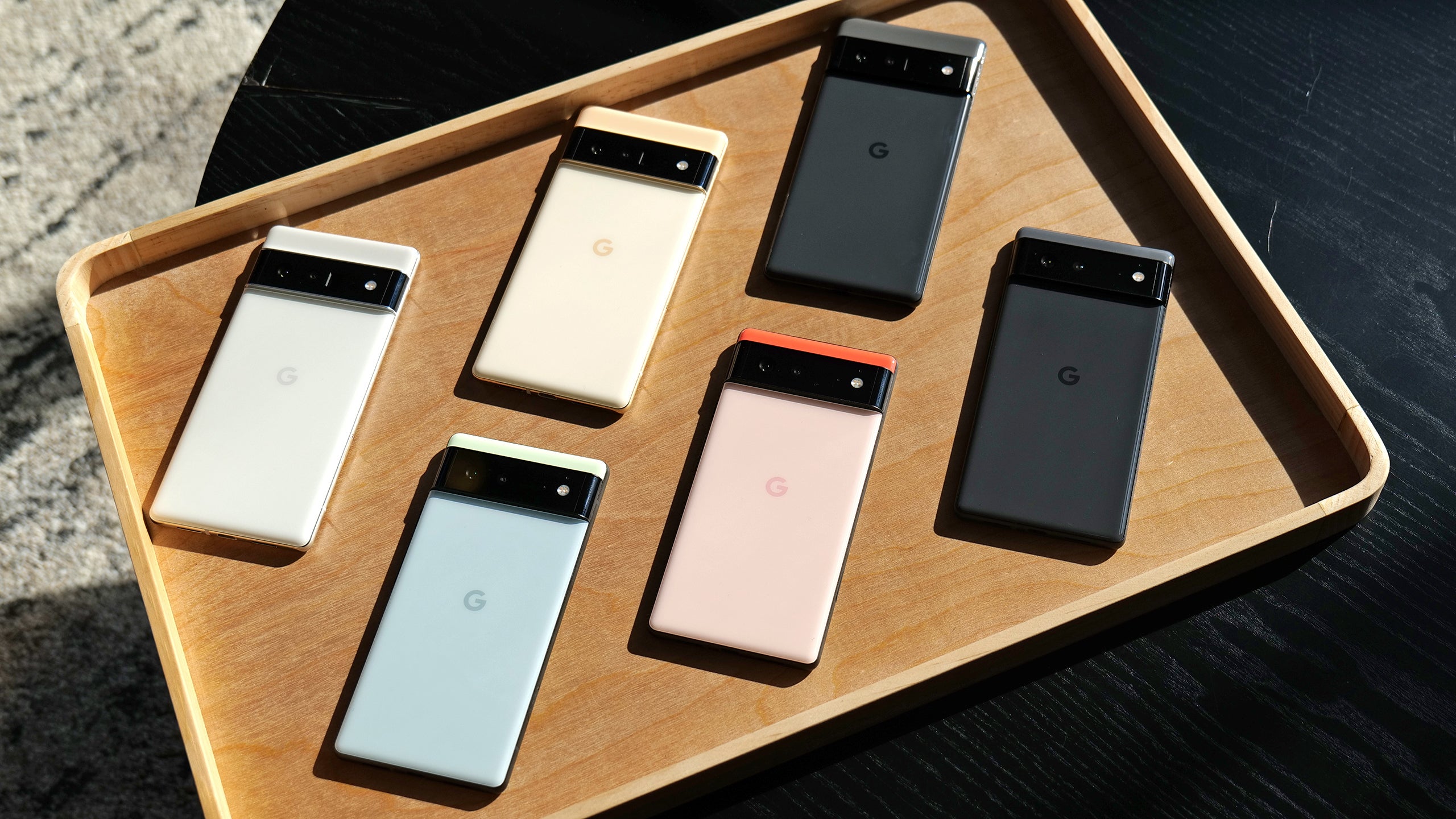 Feast your eyes on the Pixel 6's colour options.  (Photo: Sam Rutherford)